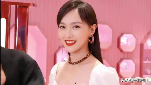 吃瓜最新事件爆料女星,神秘女星被曝惊天秘密，吃瓜群众热议不已  第3张